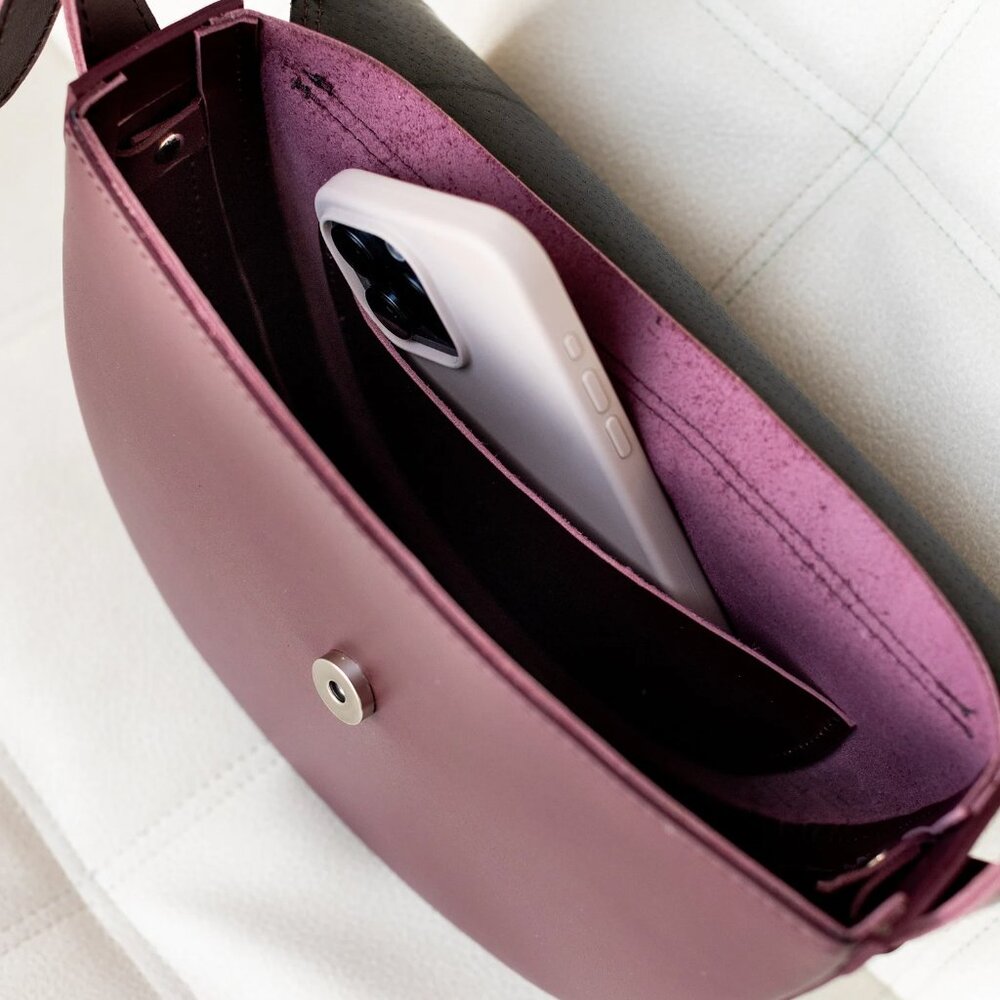 Leather Crossbody Shoulder Bag And Wallet - Picture 4 of 16